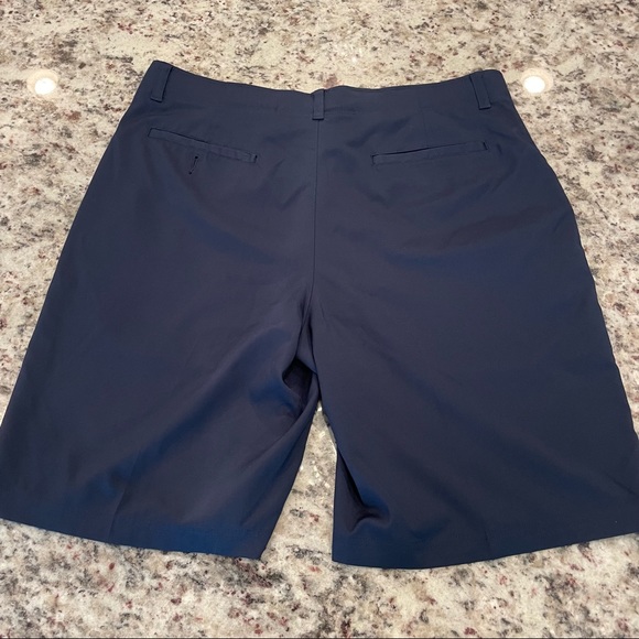 Like new mens golf shorts! - Picture 5 of 9